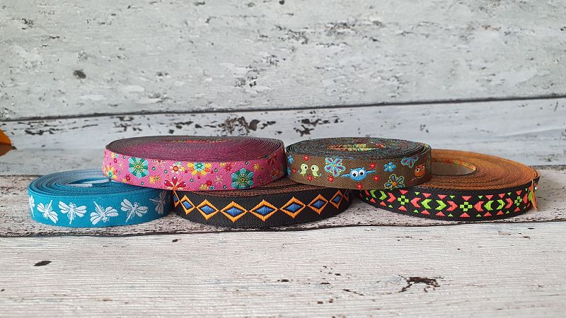 vitomalia halsband Reflective Outdoor Dog Collar – safe and durable main image 1